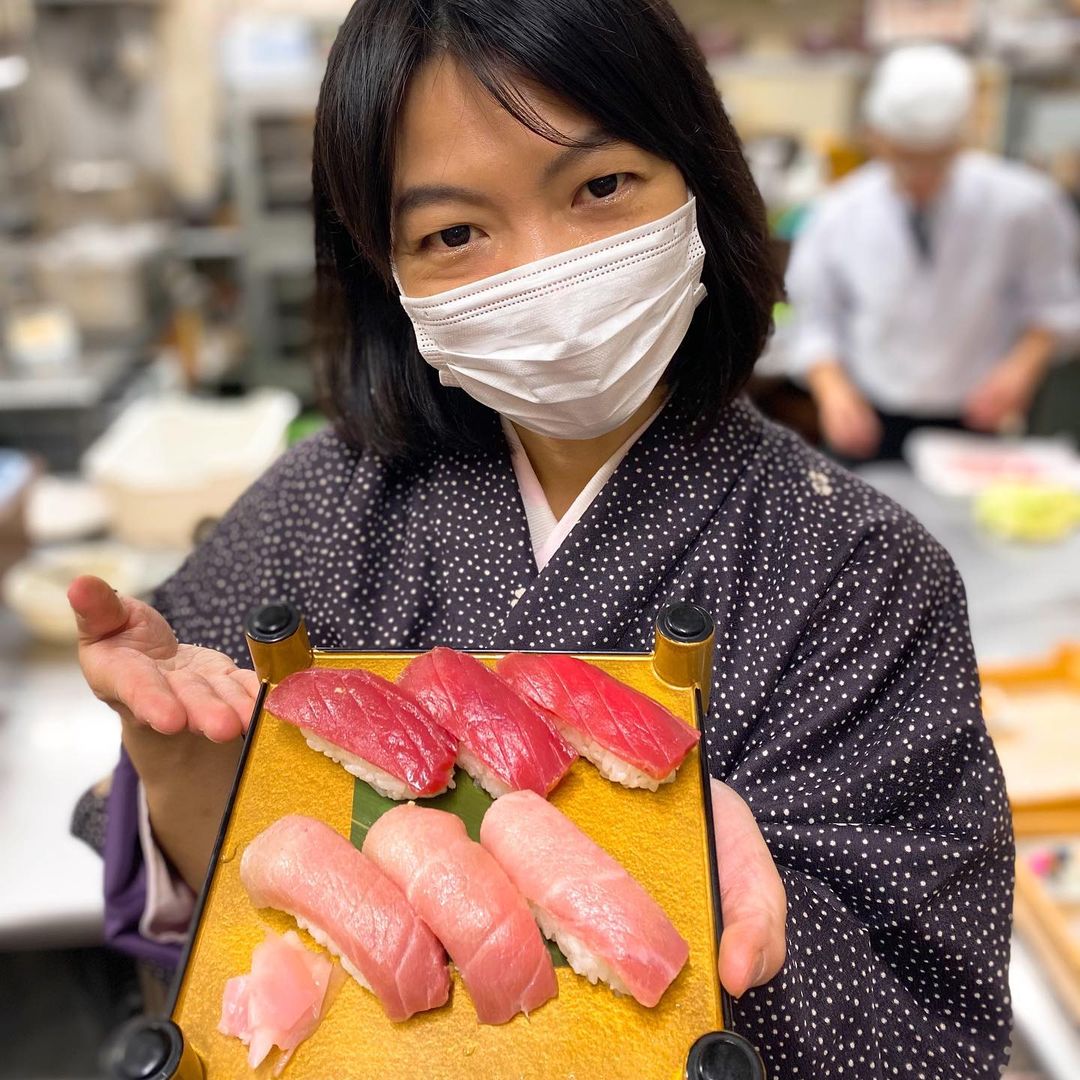 遊食房屋 本マグロの握り寿司　赤身と中とろ盛